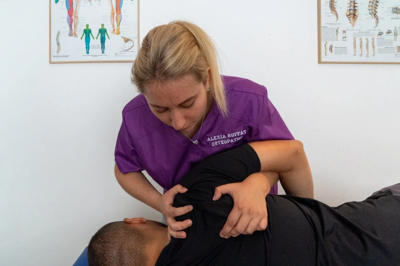 osteopathe-chaponost-soin-doux-alexia-buffat